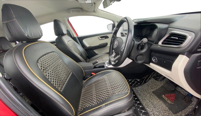 2023 Tata ALTROZ XZA, Petrol, Automatic, 20,744 km, Right Side Front Door Cabin