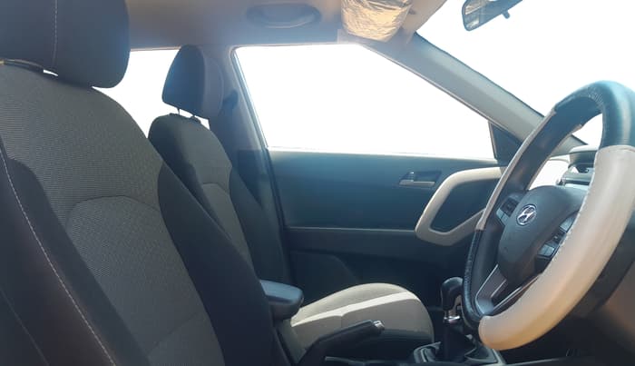 2016 Hyundai Creta SX PLUS 1.6 PETROL, Petrol, Manual, 77,192 km, Right Side Front Door Cabin