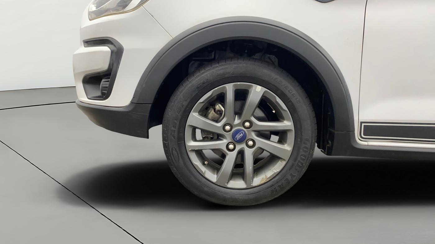 2020 Ford FREESTYLE TITANIUM 1.2 PETROL, Petrol, Manual, 41,997 km, Left Front Wheel
