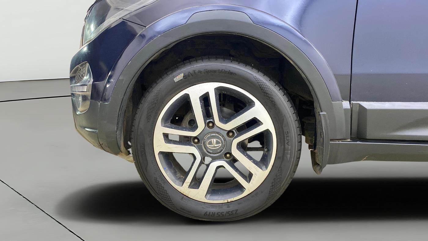2018 Tata Hexa XTA 4X2 7 STR, Diesel, Automatic, 83,354 km, Left Front Wheel