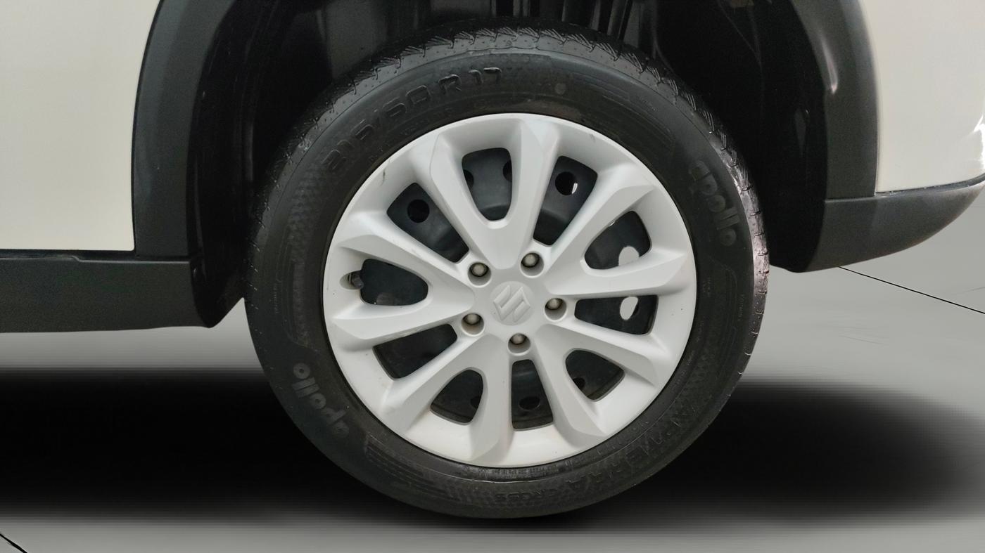 2024 Maruti Grand Vitara DELTA SMART HYBRID, Petrol, Manual, 18,879 km, Left Rear Wheel
