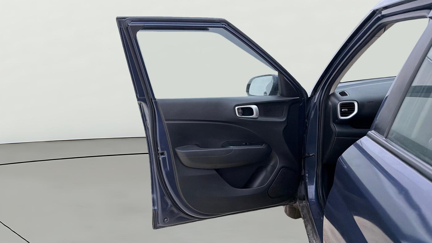 2021 Hyundai VENUE S 1.2, Petrol, Manual, 42,245 km, LHS Front Door