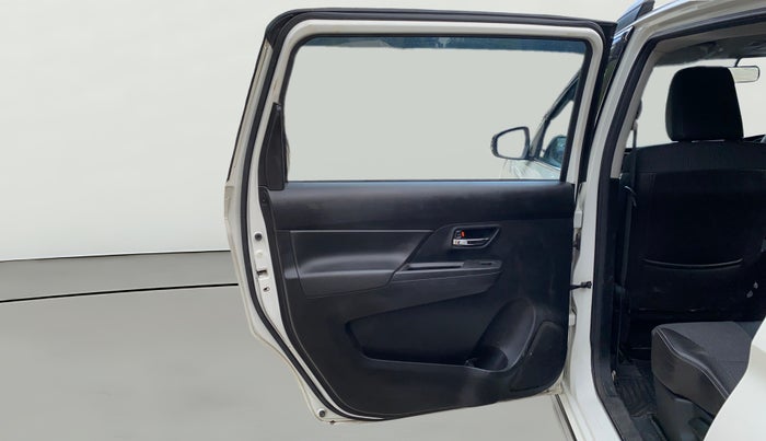 2021 Maruti XL6 ZETA MT, Petrol, Manual, 52,393 km, LHS Rear Door