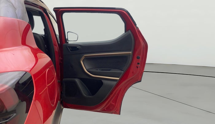 2022 Renault Kiger RXT (O) AMT DUAL TONE, Petrol, Automatic, 34,838 km, RHS Rear Door