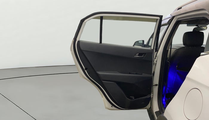 2017 Hyundai Creta SX PLUS 1.6 PETROL, Petrol, Manual, 67,686 km, LHS Rear Door