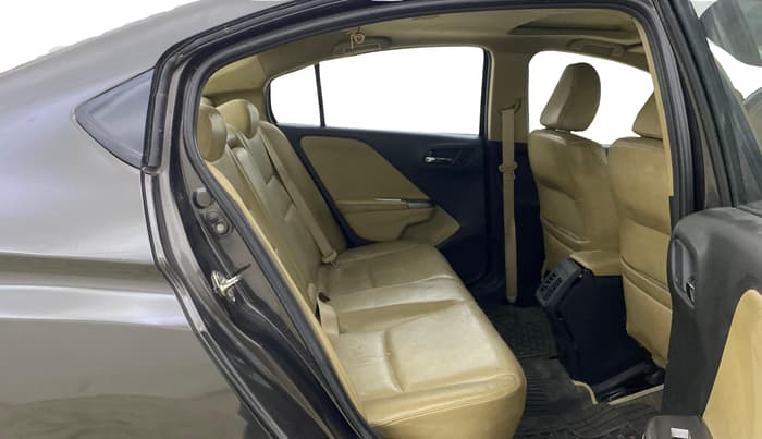 2015 Honda City 1.5L I-VTEC VX CVT, Petrol, Automatic, 1,19,628 km, Right Side Rear Door Cabin