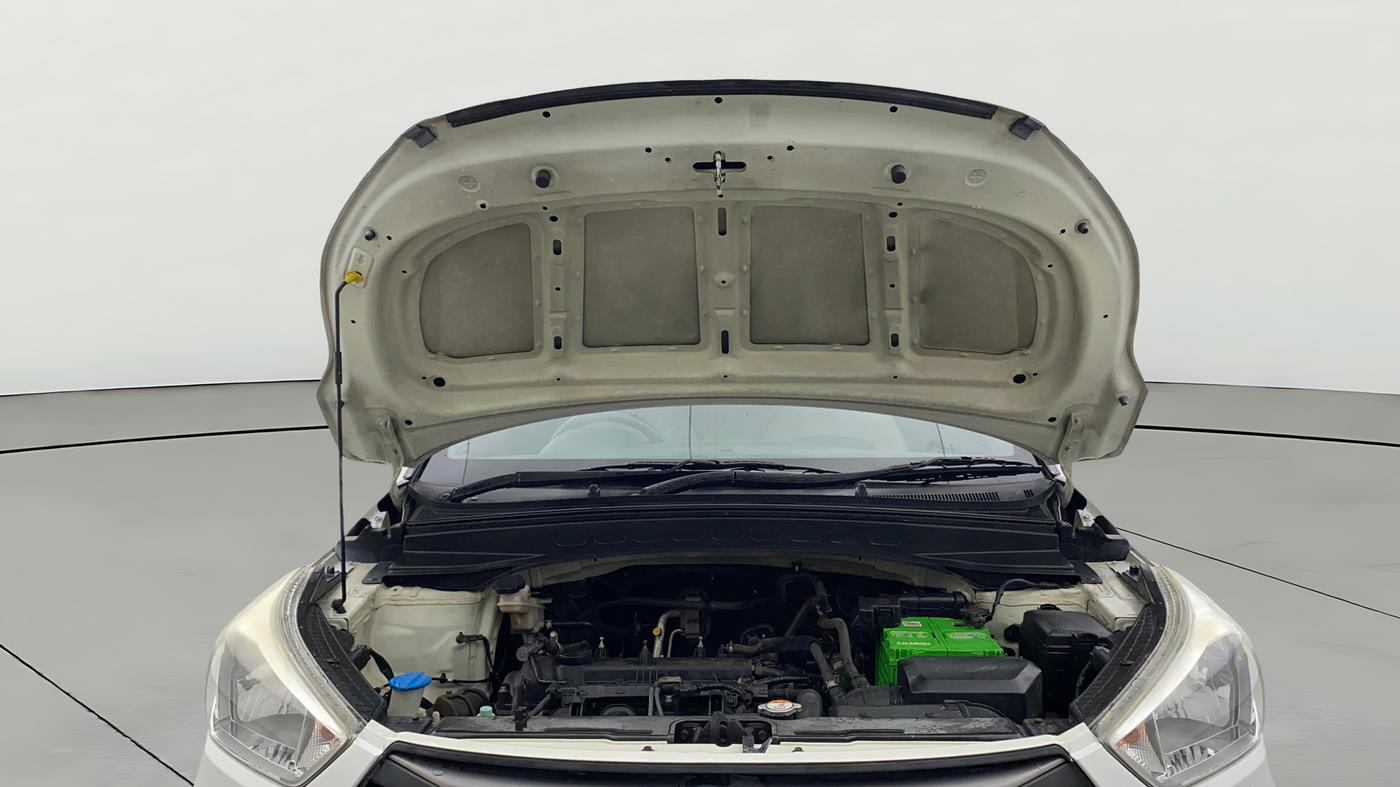 2017 Hyundai Creta E PLUS 1.6 PETROL, Petrol, Manual, 39,630 km, Open Bonet