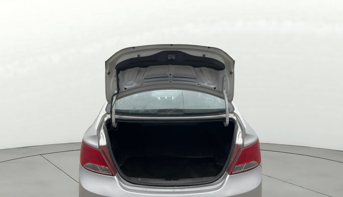 2016 Hyundai Verna 1.6 VTVT SX, Petrol, Manual, 84,819 km, Boot Door Open