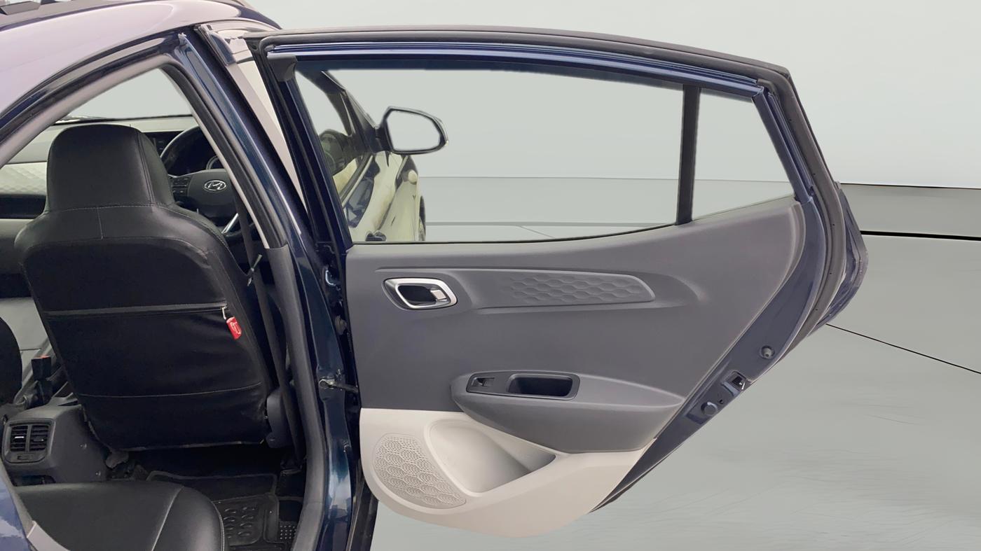 2020 Hyundai GRAND I10 NIOS SPORTZ AMT 1.2 KAPPA VTVT, CNG, Automatic, 63,245 km, RHS Rear Door
