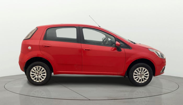 2015 Fiat Punto EVO DYNAMIC 1.2, Petrol, Manual, 1,00,877 km, Right Side View