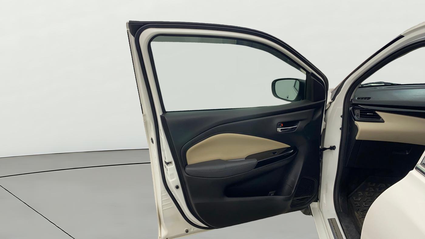 2024 Toyota Glanza V AMT, Petrol, Automatic, 18,128 km, LHS Front Door