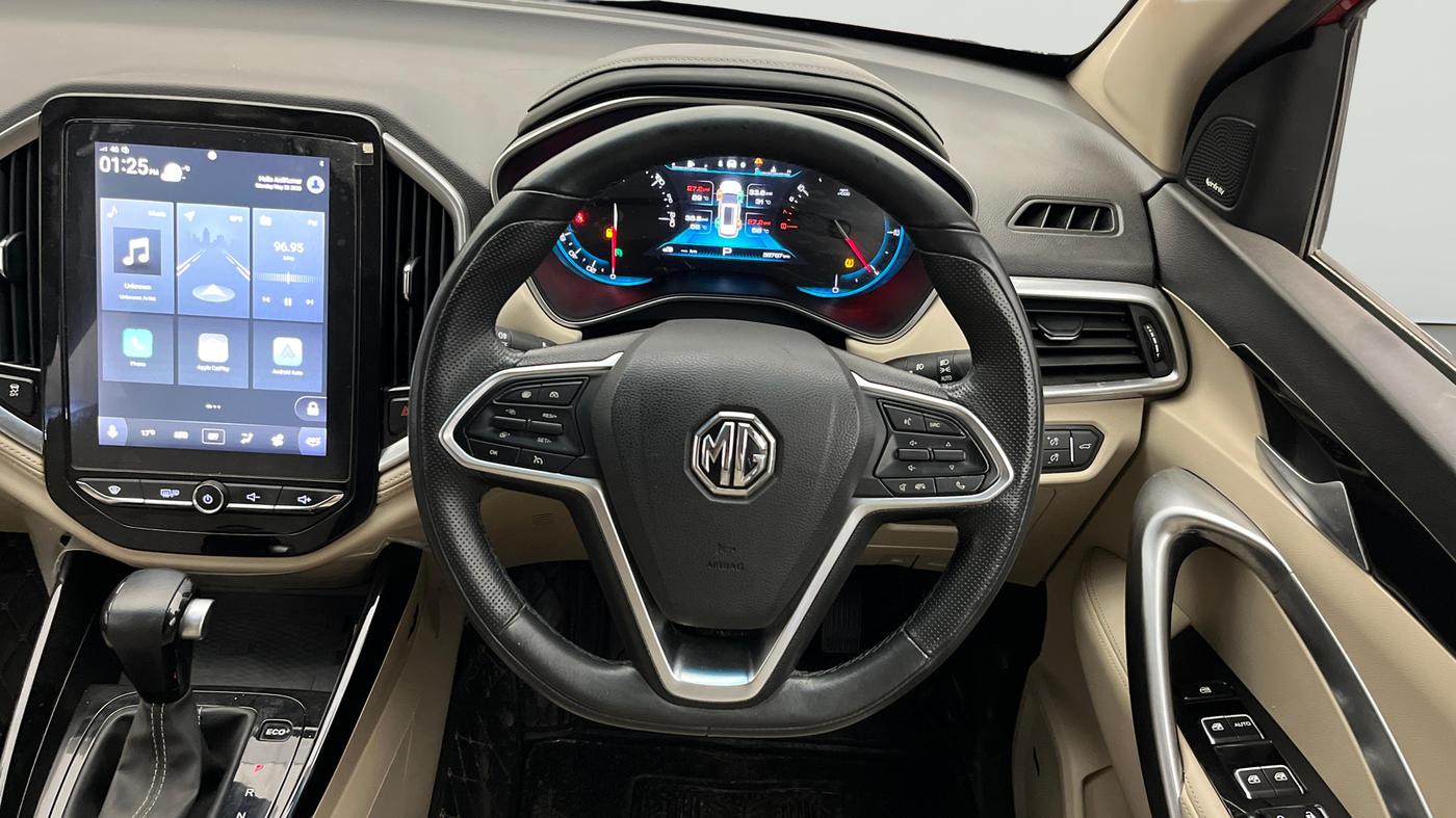 2021 MG HECTOR SHARP 1.5 DCT PETROL DUAL TONE, Petrol, Automatic, 38,761 km, Steering Wheel Close Up