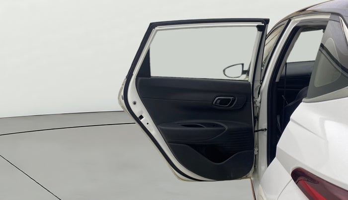 2022 Hyundai NEW I20 SPORTZ 1.2 MT, Petrol, Manual, 35,834 km, LHS Rear Door