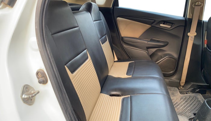 2016 Honda Jazz 1.2L I-VTEC SV, Petrol, Manual, 97,415 km, Right Side Rear Door Cabin