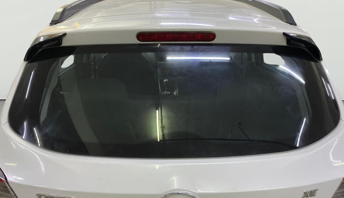 2017 Tata Tiago XE PETROL, Petrol, Manual, 81,993 km, Rear Windshield