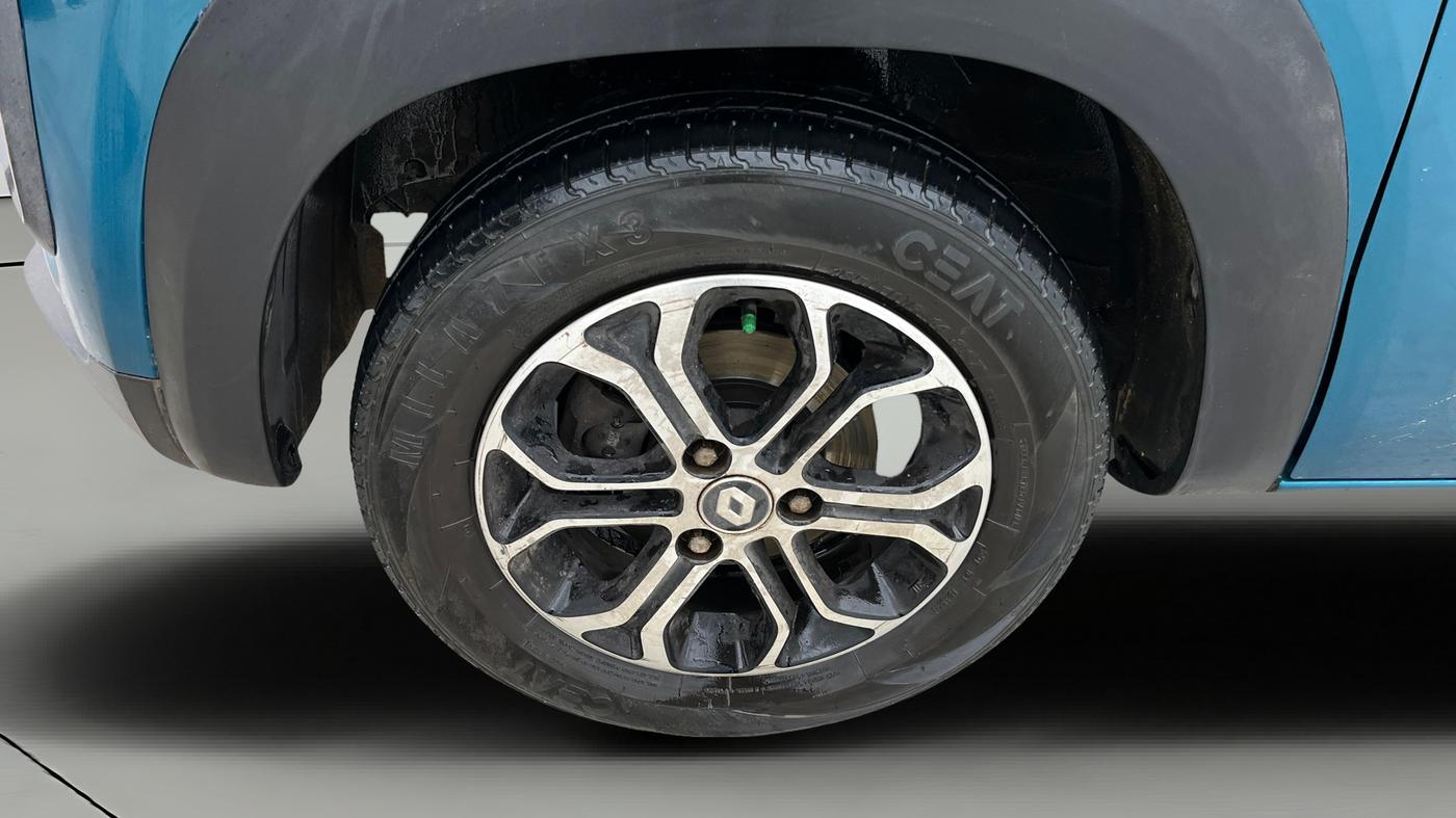 2020 Renault Kwid CLIMBER 1.0 AMT (O), CNG, Automatic, 72,002 km, Left Front Wheel