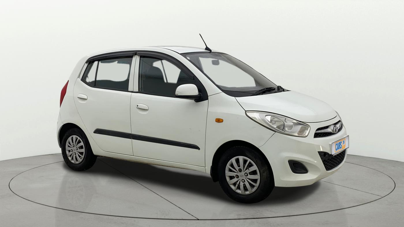 2013 Hyundai i10 MAGNA 1.1, CNG, Manual, 1,06,698 km, SRP