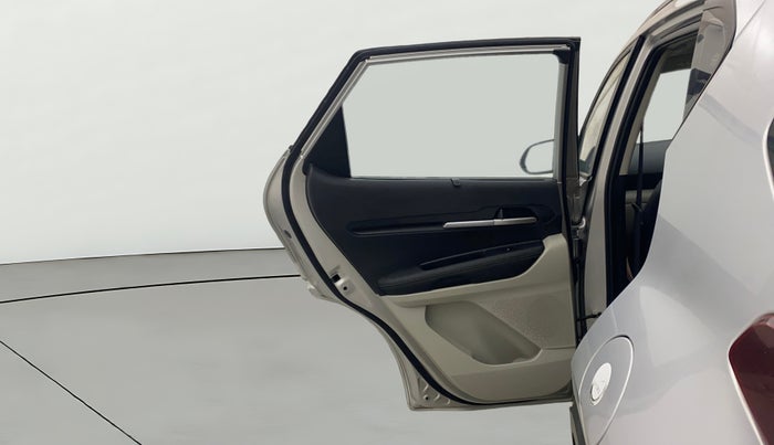 2022 KIA SONET HTX 1.0 IMT, Petrol, Manual, 84,667 km, LHS Rear Door