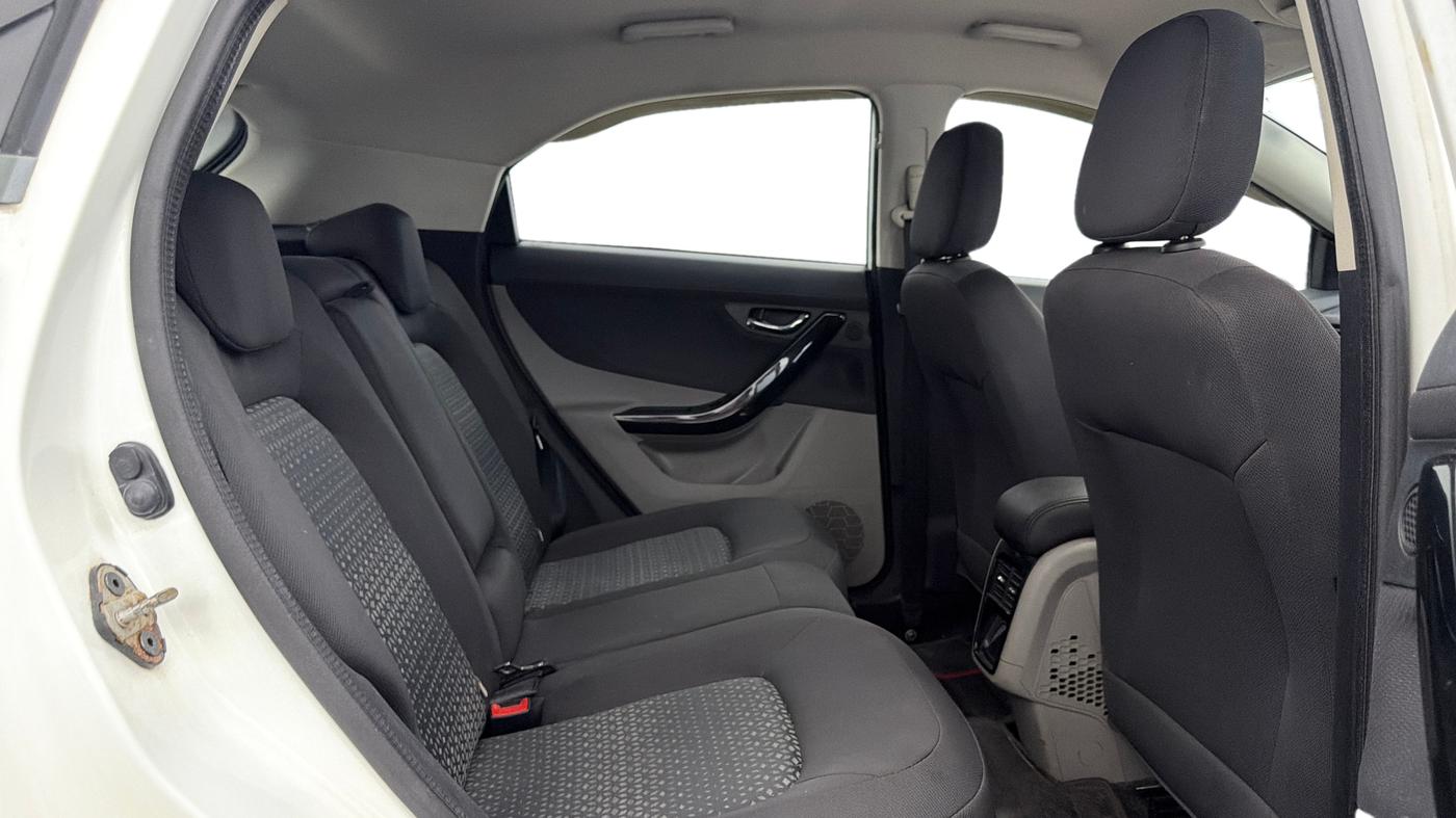 2019 Tata NEXON XZA PLUS PETROL DUAL TONE, Petrol, Automatic, 54,060 km, Right Side Rear Door Cabin