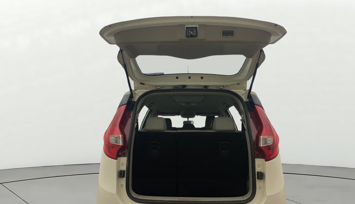 2019 Mahindra MARAZZO M4 8 STR, Diesel, Manual, 29,960 km, Boot Door Open