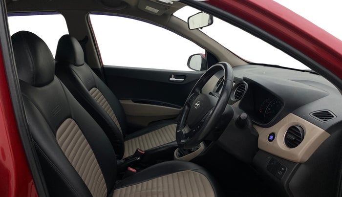 2017 Hyundai Grand i10 ASTA 1.2 KAPPA VTVT, Petrol, Manual, 1,03,772 km, Right Side Front Door Cabin