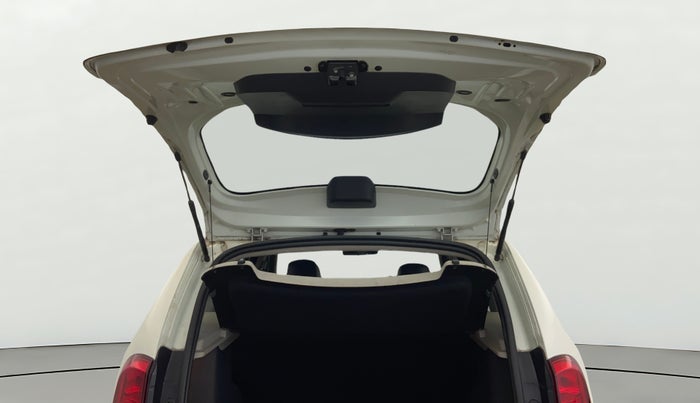 2014 Renault Duster RXE PETROL, Petrol, Manual, 41,439 km, Boot Door Open