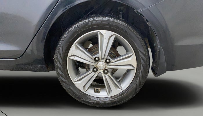 2018 Hyundai Verna 1.6 VTVT SX (O) AT, Petrol, Automatic, 43,684 km, Left Rear Wheel