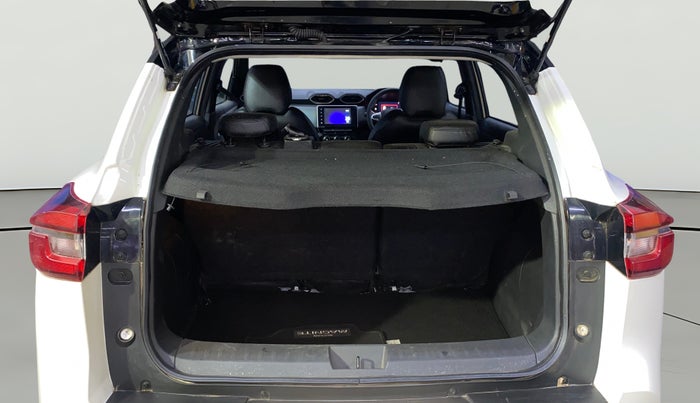 2024 Nissan MAGNITE N-Connecta B4D 1.0 Petrol AMT Dual Tone, Petrol, Automatic, 16,035 km, Boot Open Zoomed View