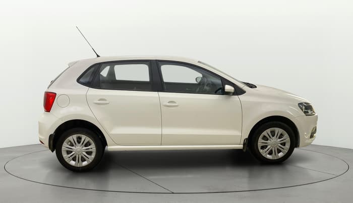 2016 Volkswagen Polo COMFORTLINE 1.2L, Petrol, Manual, 63,429 km, Right Side View