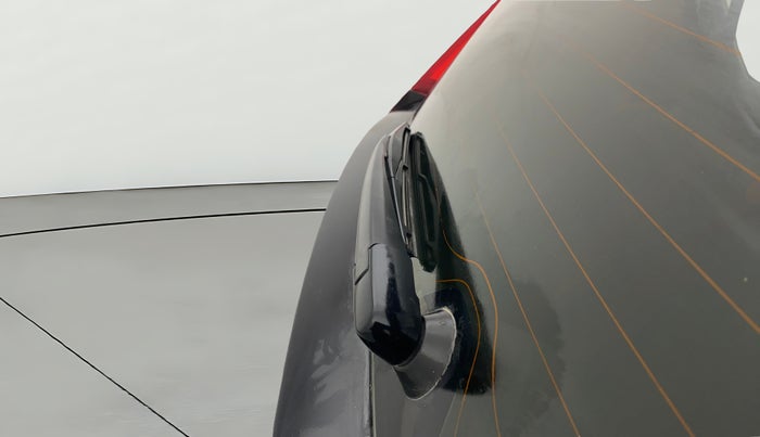 2020 Maruti XL6 ZETA MT, Petrol, Manual, 60,248 km, Rear Wiper