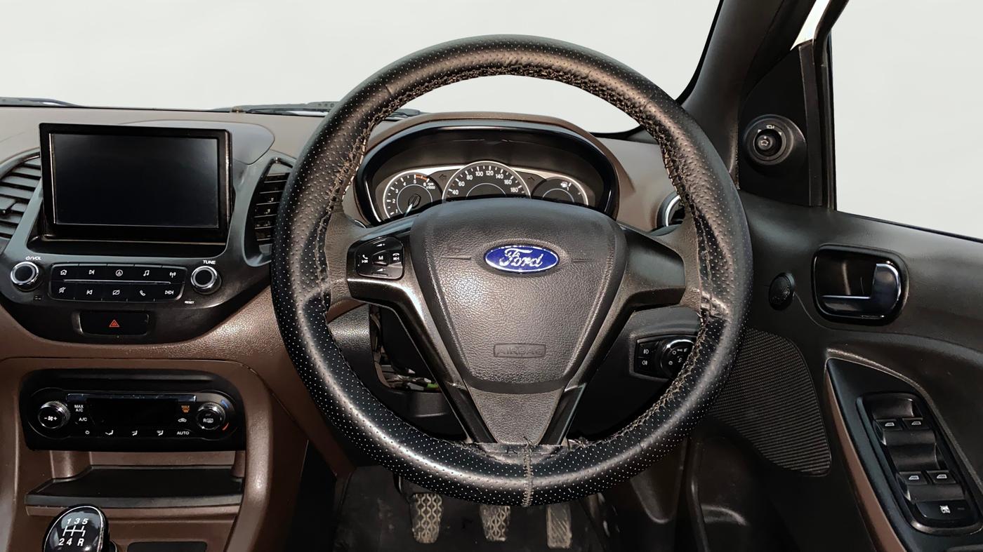 2018 Ford FREESTYLE TITANIUM 1.5 DIESEL, Diesel, Manual, 1,05,426 km, Steering Wheel Close Up