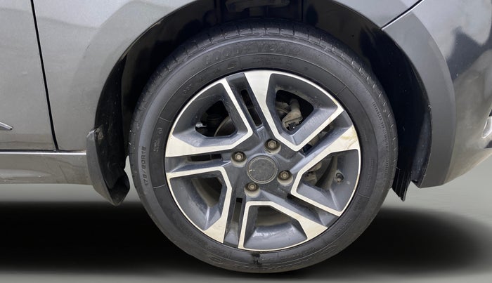 2021 Tata TIGOR XZA PLUS PETROL, Petrol, Automatic, 1,13,281 km, Right Front Wheel