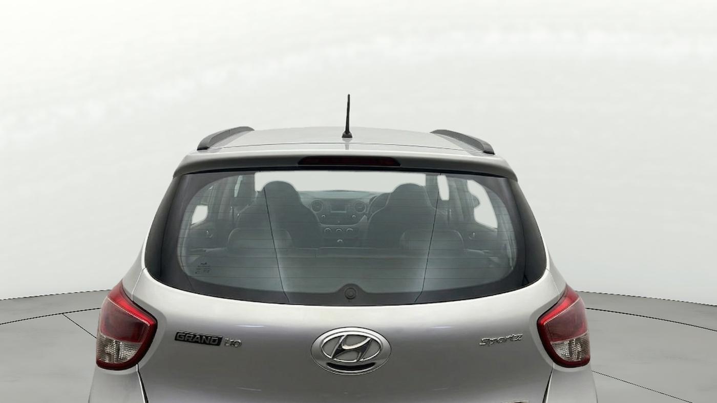 2015 Hyundai Grand i10 SPORTZ 1.2 KAPPA VTVT, Petrol, Manual, 20,779 km, Rear Windshield