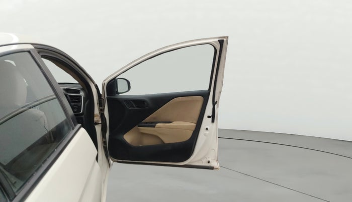 2014 Honda City 1.5L I-VTEC SV, Petrol, Manual, 1,43,914 km, RHS Front Door