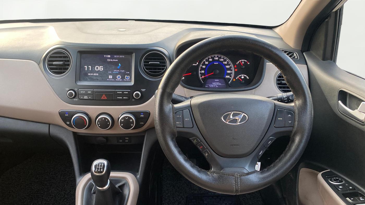 2018 Hyundai Grand i10 SPORTZ 1.2 KAPPA VTVT, Petrol, Manual, 42,647 km, Steering Wheel Close Up