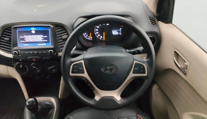 2019 Hyundai NEW SANTRO SPORTZ CNG, CNG, Manual, 1,07,083 km, Steering Wheel Close Up