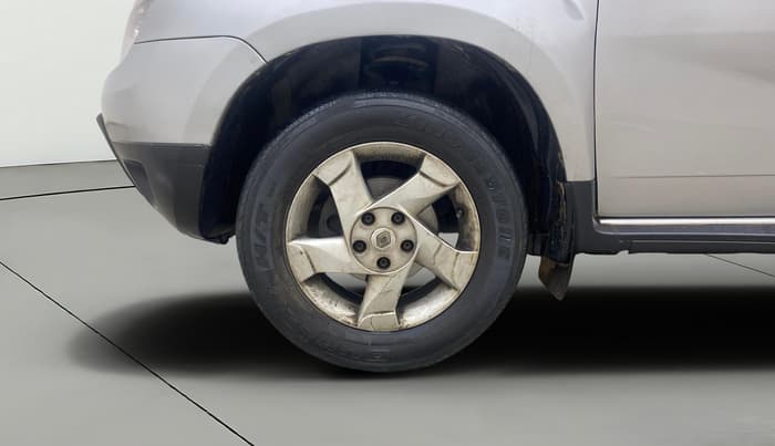 2013 Renault Duster 85 PS RXL DIESEL, Diesel, Manual, 1,05,325 km, Left Front Wheel