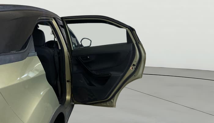 2022 Tata NEXON XZ PLUS PETROL KAZIRANGA, Petrol, Manual, 1,03,485 km, RHS Rear Door