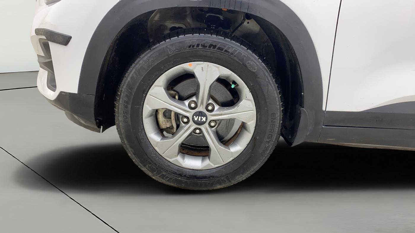 2019 KIA SELTOS HTK PLUS 1.5, Petrol, Manual, 72,140 km, Left Front Wheel