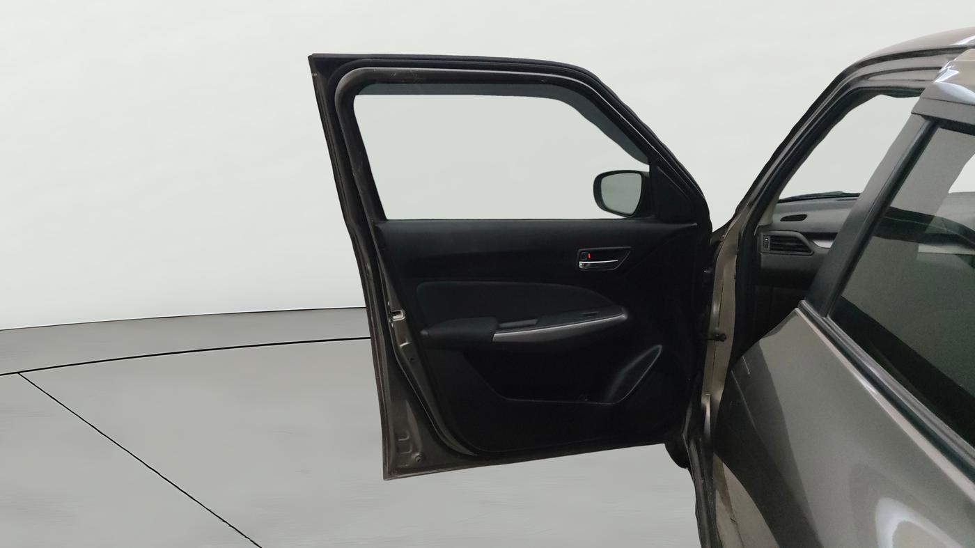 2022 Maruti Swift ZXI PLUS, Petrol, Manual, 19,731 km, LHS Front Door