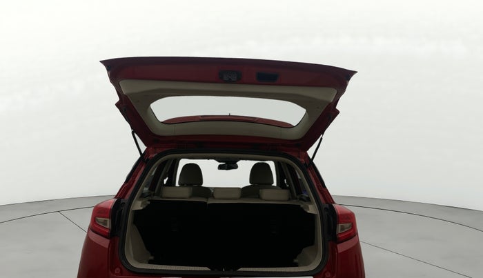 2021 Mahindra XUV300 W8 (O) 1.2 PETROL, Petrol, Manual, 42,423 km, Boot Open Zoomed View