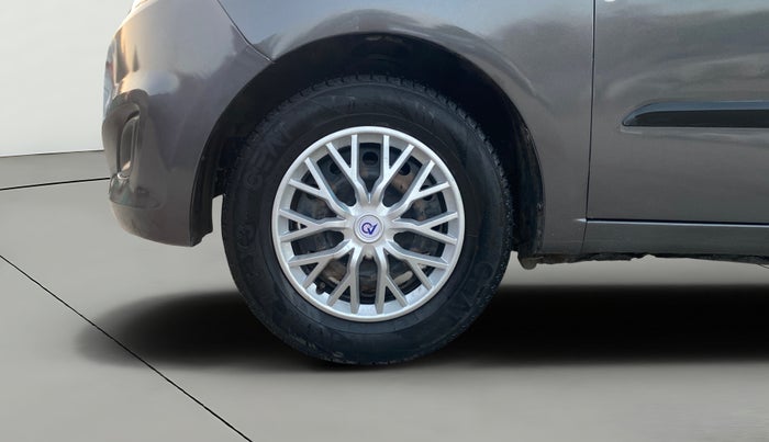 2013 Hyundai i10 MAGNA 1.2, Petrol, Manual, 82,749 km, Left Front Wheel