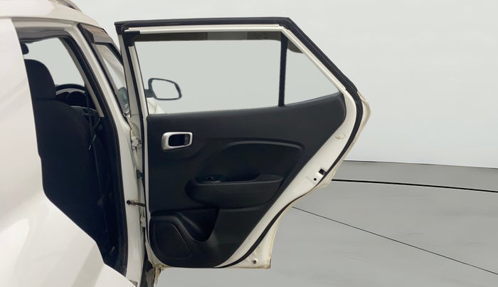 2021 Hyundai VENUE SX 1.5 CRDI, Diesel, Manual, 30,409 km, RHS Rear Door