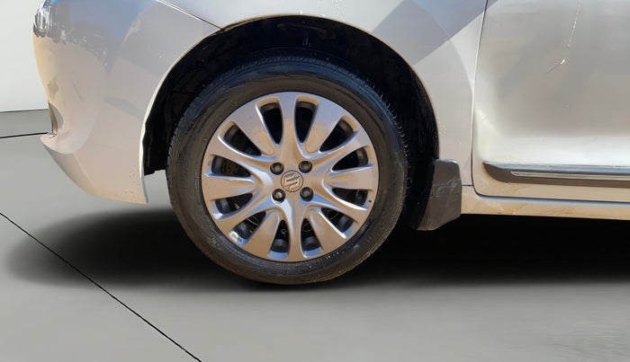 2016 Maruti Baleno ALPHA PETROL 1.2, Petrol, Manual, 1,15,161 km, Left Front Wheel