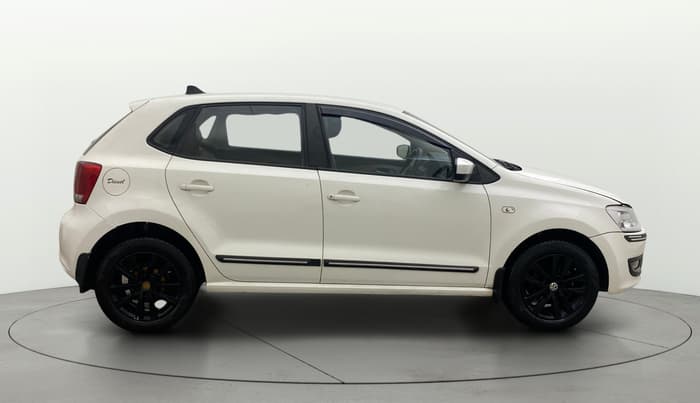 2013 Volkswagen Polo HIGHLINE DIESEL, Diesel, Manual, 1,41,737 km, Right Side View
