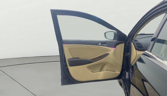 2014 Hyundai Verna FLUIDIC 1.6 CRDI SX OPT, Diesel, Manual, 51,472 km, LHS Front Door