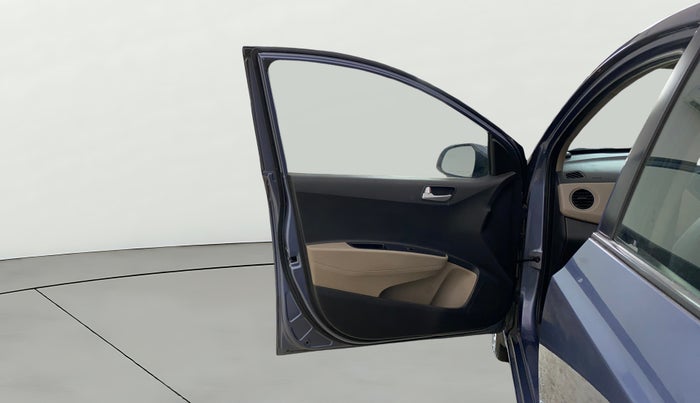 2014 Hyundai Xcent SX 1.2 (O), Petrol, Manual, 87,726 km, LHS Front Door