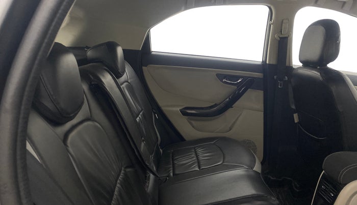 2021 Tata NEXON XZA PLUS SUNROOF PETROL, Petrol, Automatic, 38,288 km, Right Side Rear Door Cabin