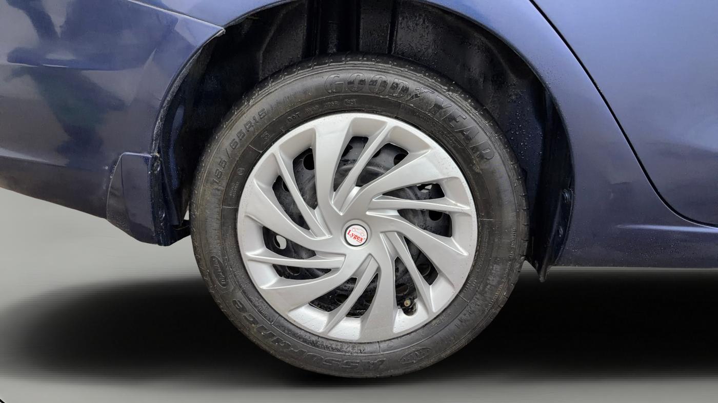 2021 Maruti Ciaz SIGMA 1.5 SHVS MT  PETROL, Petrol, Manual, 46,129 km, Right Rear Wheel