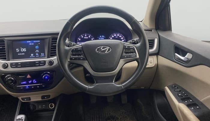 2018 Hyundai Verna 1.6 VTVT SX O, Petrol, Manual, 39,540 km, Steering Wheel Close Up